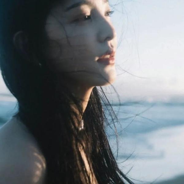 嗜谎之神 海报